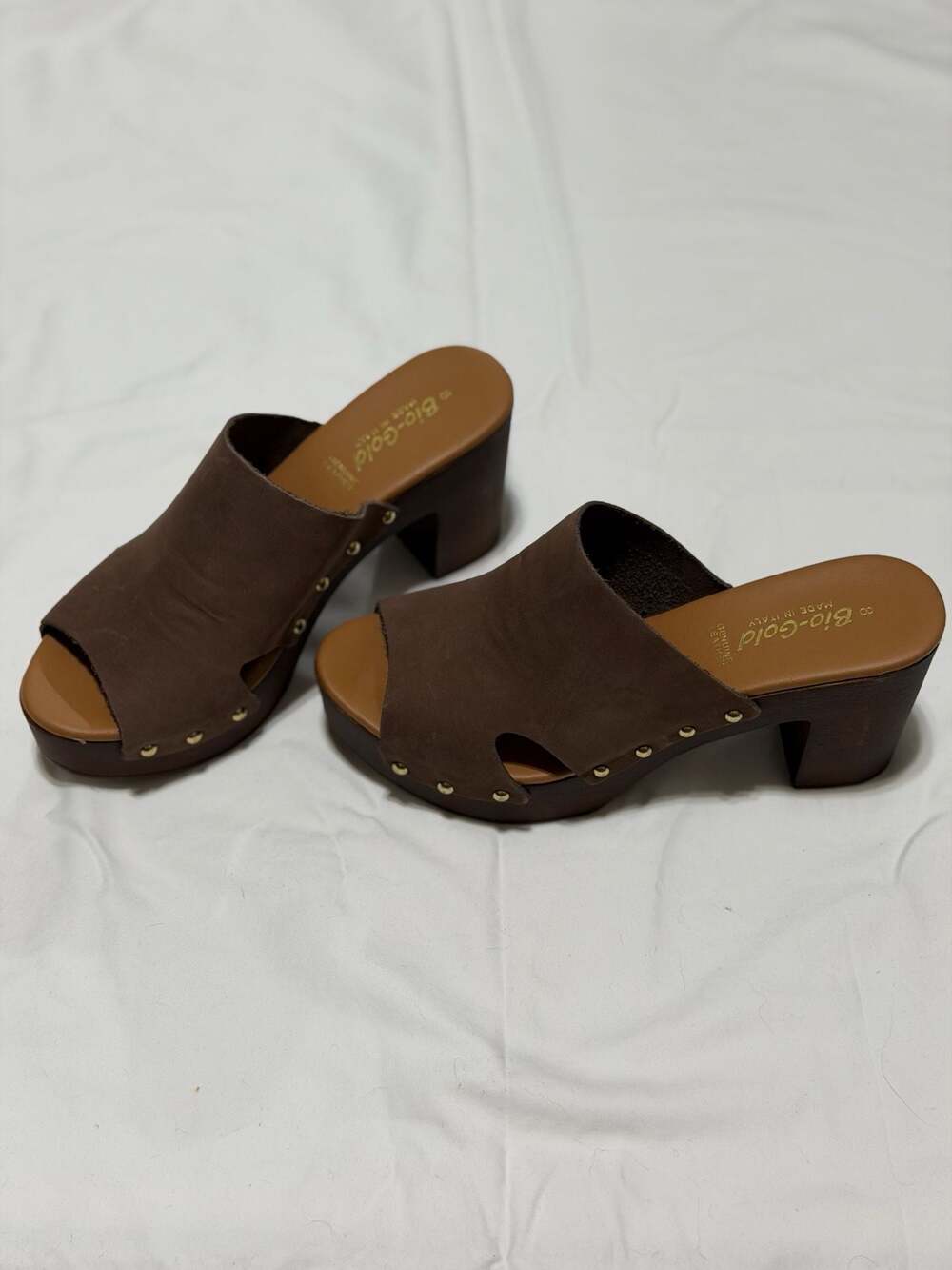 Bio-Gold Made in Italy Brown Leather Studded Platform Clogs - Picture 3 of 8